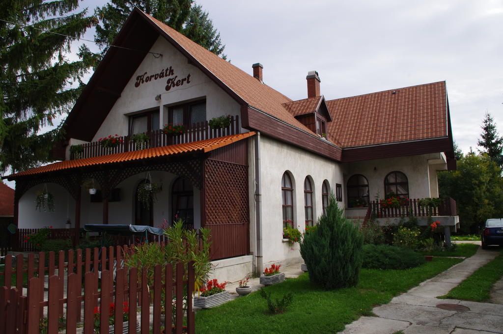 Horváth Kert Vendégház Zirc Exterior foto