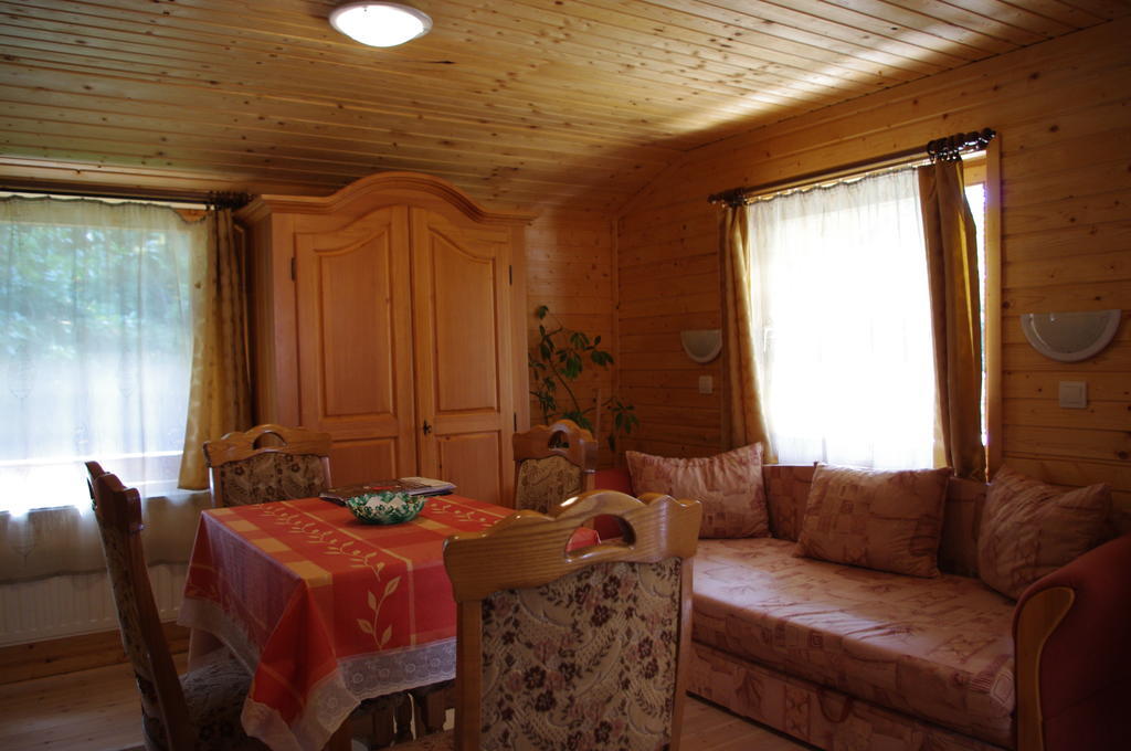 Horváth Kert Vendégház Zirc Habitación foto