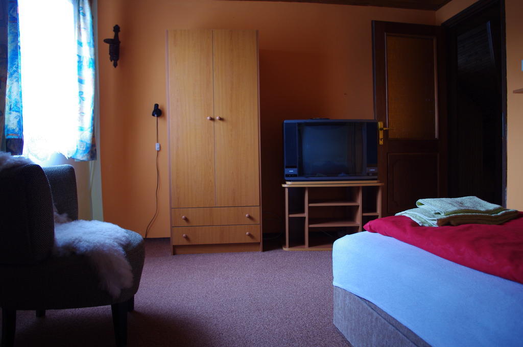 Horváth Kert Vendégház Zirc Habitación foto